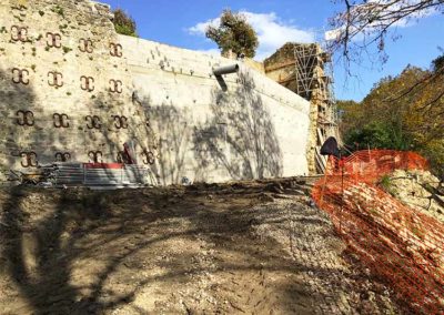 Reconstruction d’un mur historique à Bazas (33)